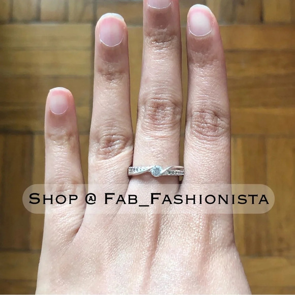 Sterling silver Twisted Vine Simulated Diamond Promise ring size 7 - Picture 4 of 5